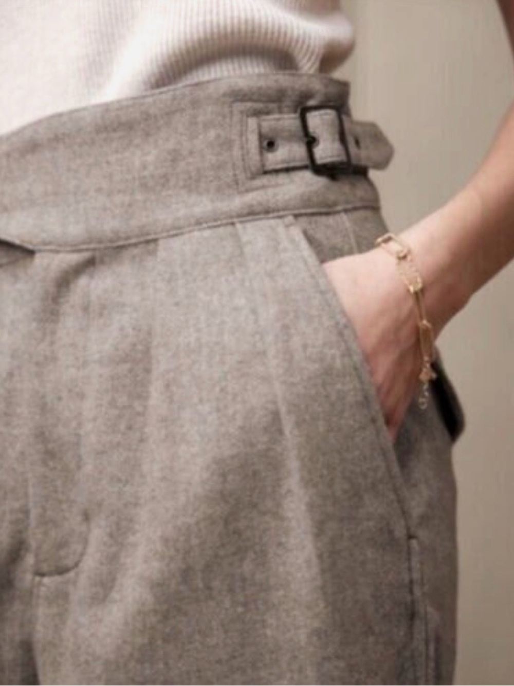 New Banana Republic Herringbone Seafarer pants size 6 in beige blonde - Picture 2 of 9